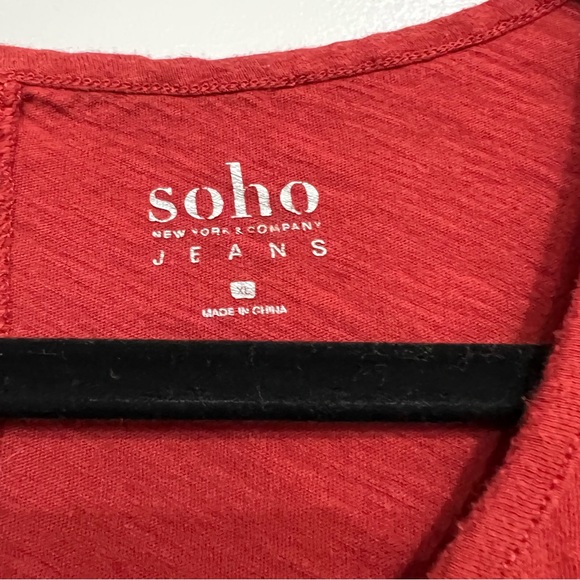 Tank Top Raspberry Red Color - Picture 3 of 3